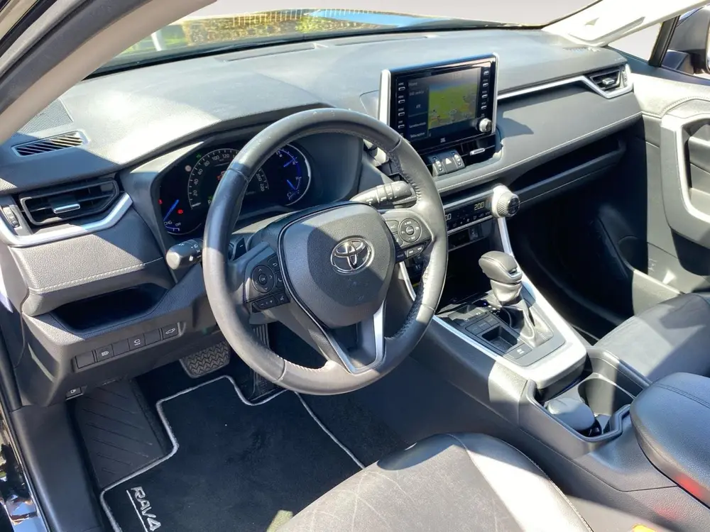 Toyota RAV 4 2.5 Hybrid automaat Executive NL Auto uit 2019, foto 2