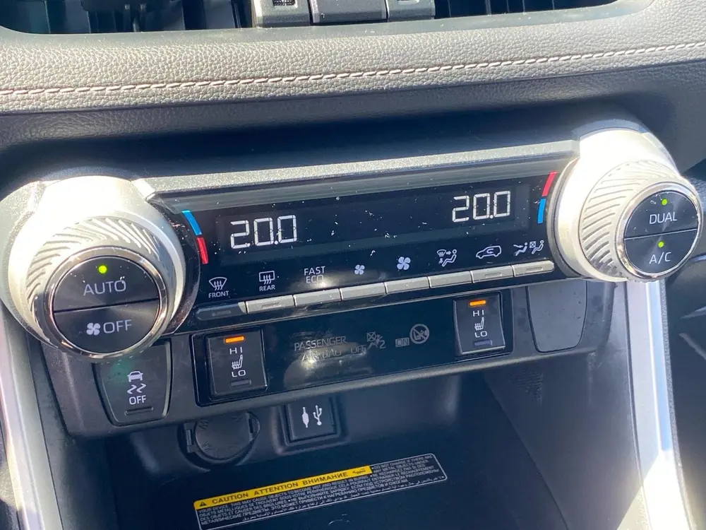 Toyota RAV 4 2.5 Hybrid automaat Executive NL Auto uit 2019, foto 5