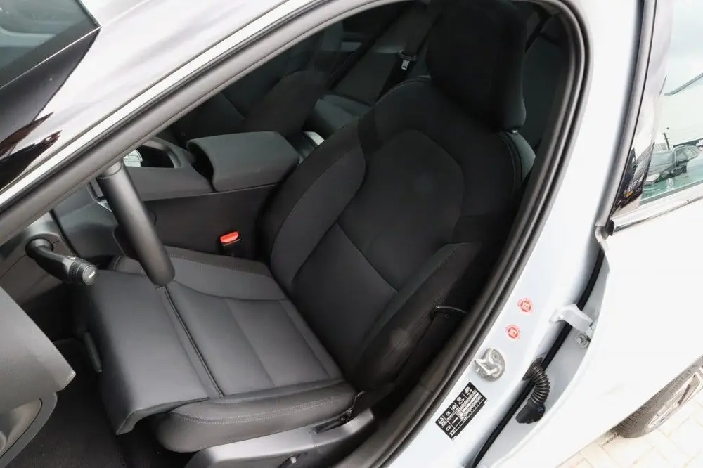 Polestar 2 Longe Range Single Motor Plus 82 kWh Pano uit 2023, foto 14