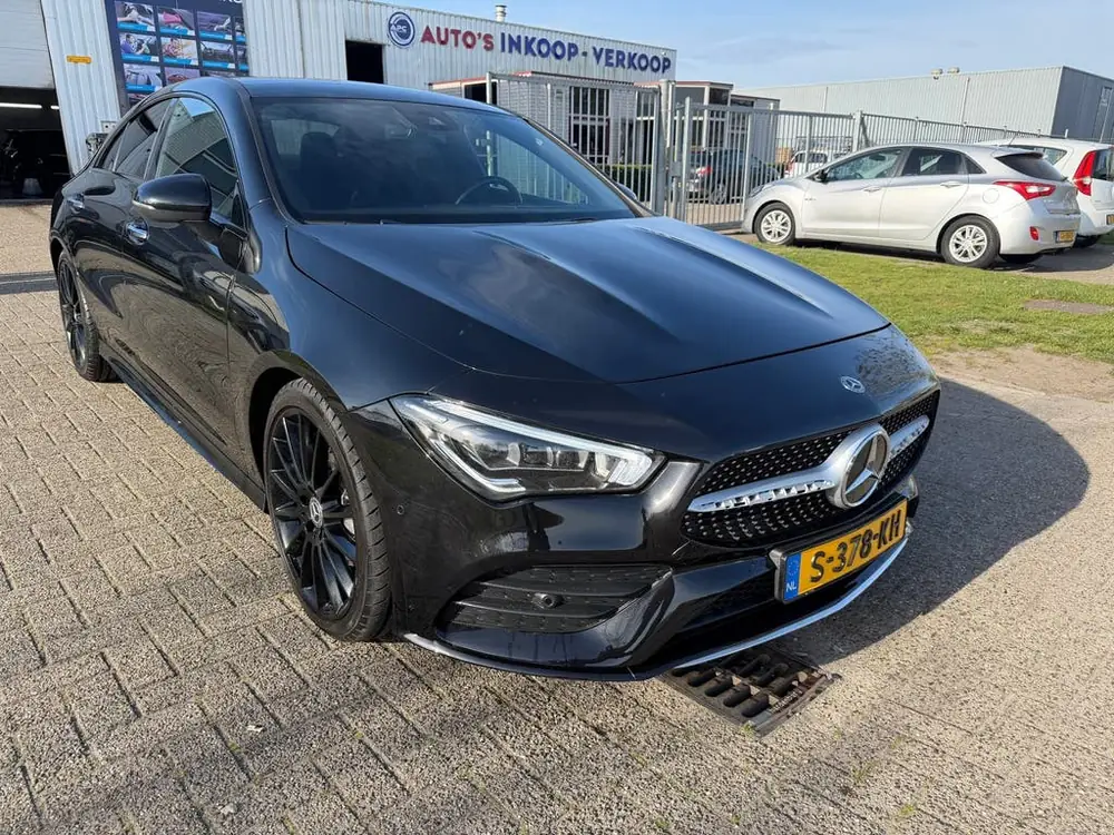 Mercedes-Benz CLA klasse 180 d Premium Plus uit 2019, foto 2