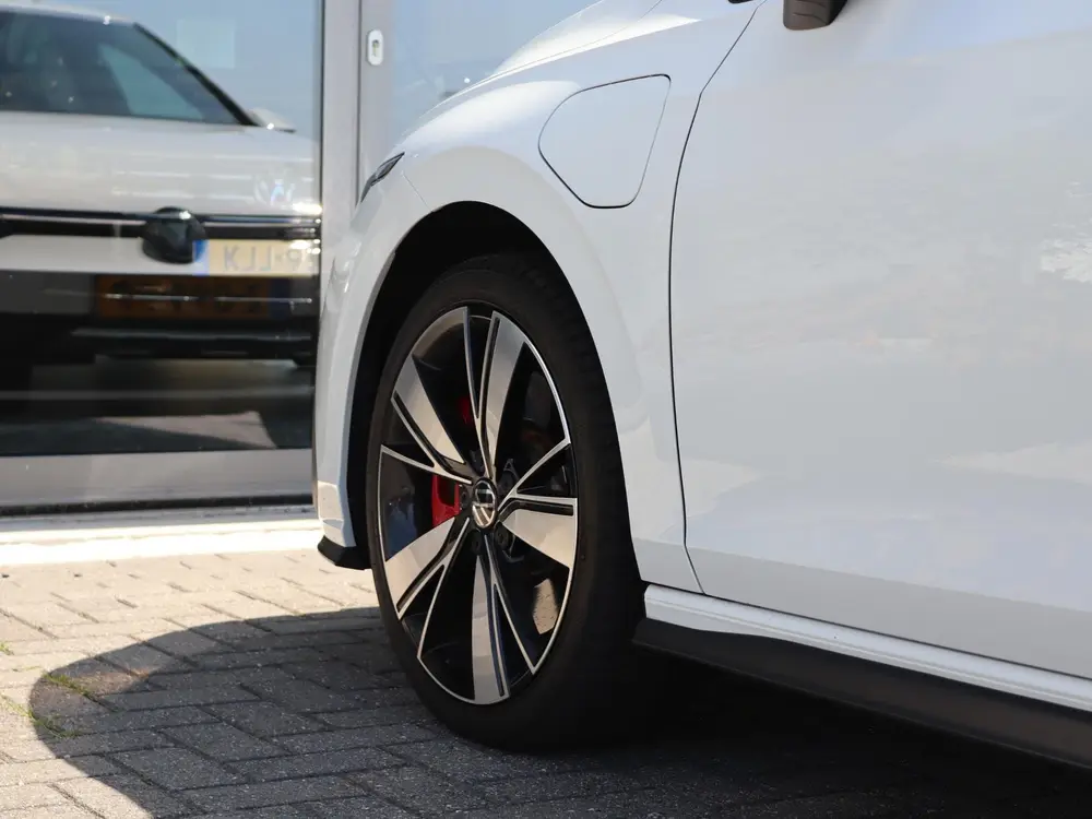 Volkswagen Golf 1.4 eHybrid 245 PK DSG GTE | LED Plus | App uit 2022, foto 7