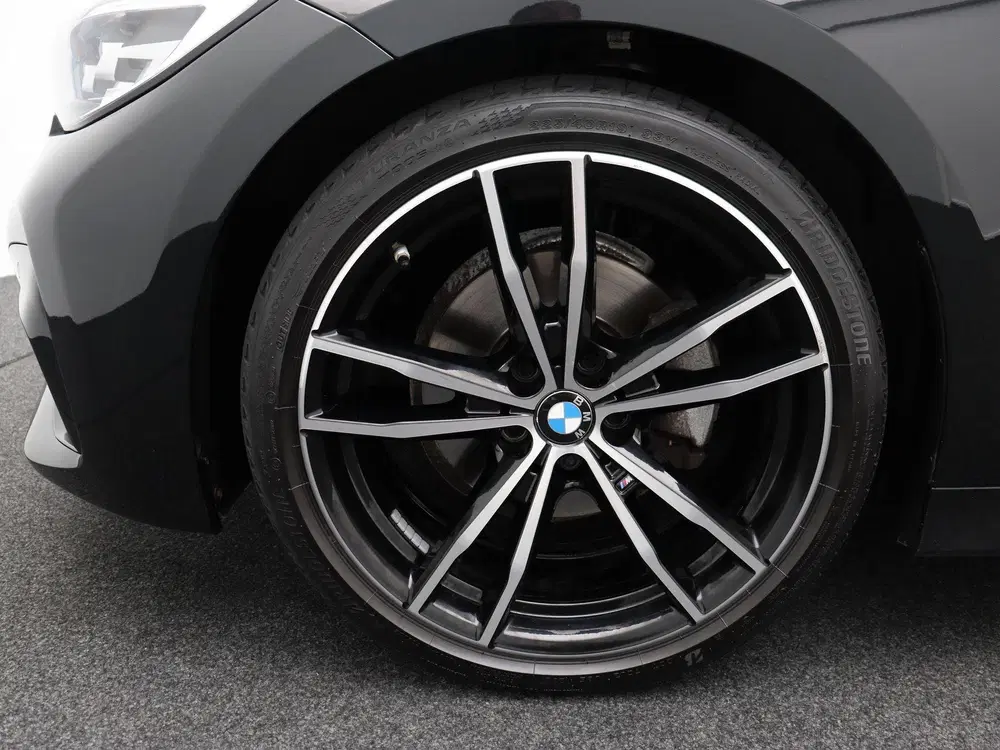 BMW 3-serie Touring 320i High Executive uit 2021, foto 8