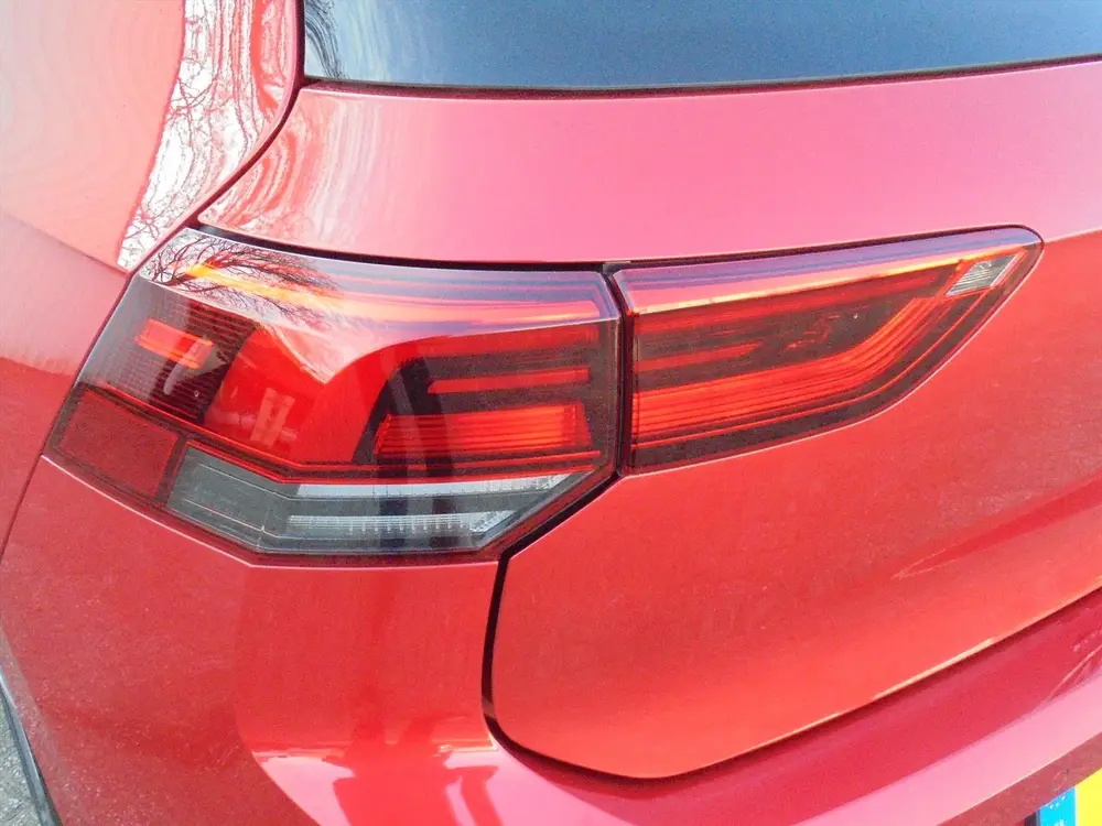 Volkswagen Golf 1.5 eTSI 130PK AUTOMAAT R-LINE BUSINESS NL-A uit 2024, foto 11