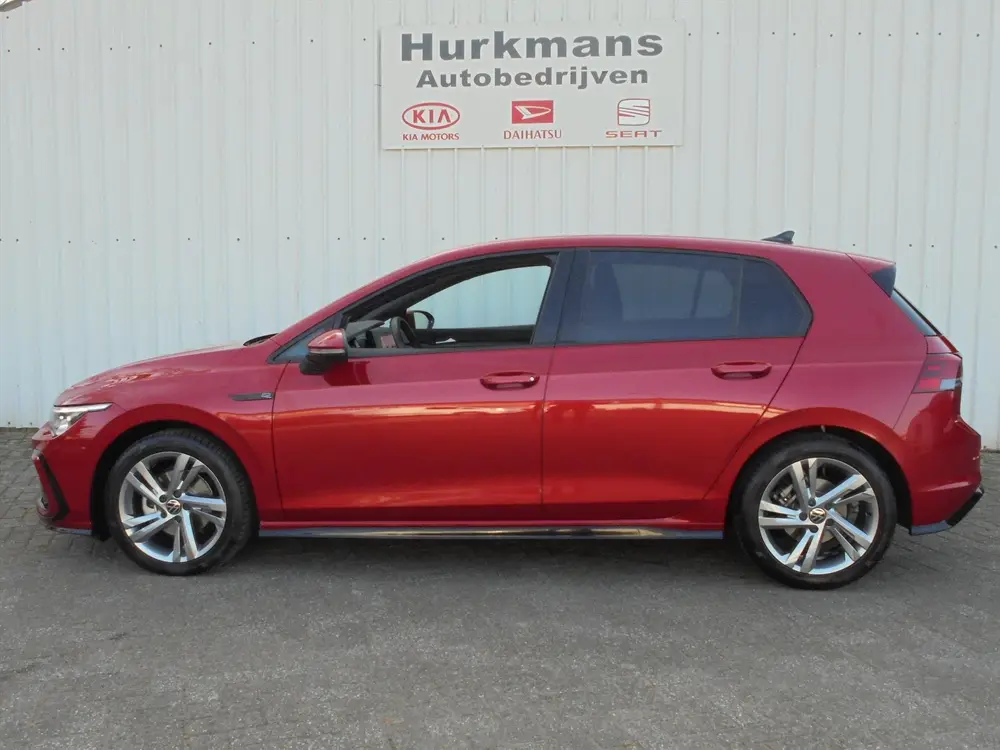 Volkswagen Golf 1.5 eTSI 130PK AUTOMAAT R-LINE BUSINESS NL-A uit 2024, foto 4
