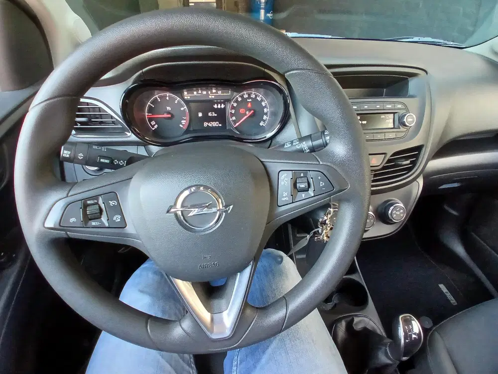 Opel Karl 1.0 ecoFLEX 120 Jaar Edition uit 2019, foto 14