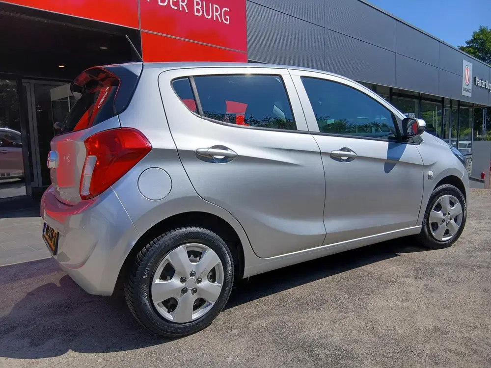 Opel Karl 1.0 ecoFLEX 120 Jaar Edition uit 2019, foto 9