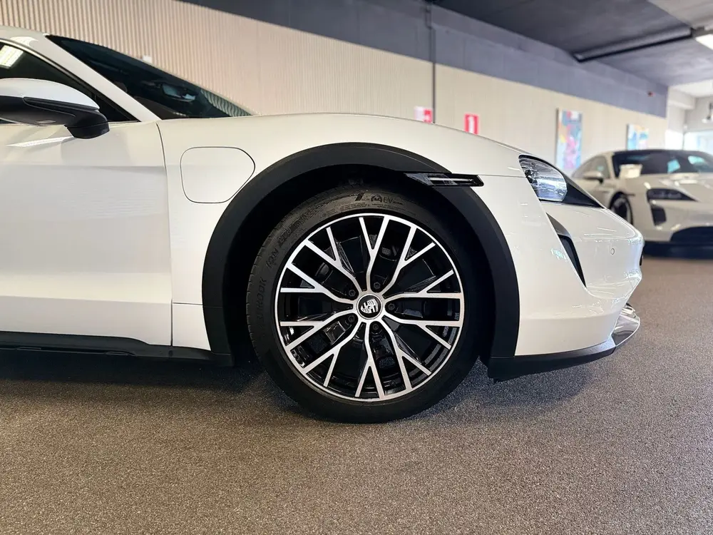 Porsche Taycan 4 93 kWh-SOH 90%-PANORAMA-ADAP. uit 2022, foto 3