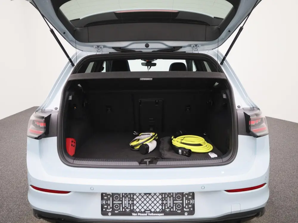 Volkswagen Golf 1.5 eHybrid GTE 272 PK | Panoramadak | Trekh uit 2025, foto 10