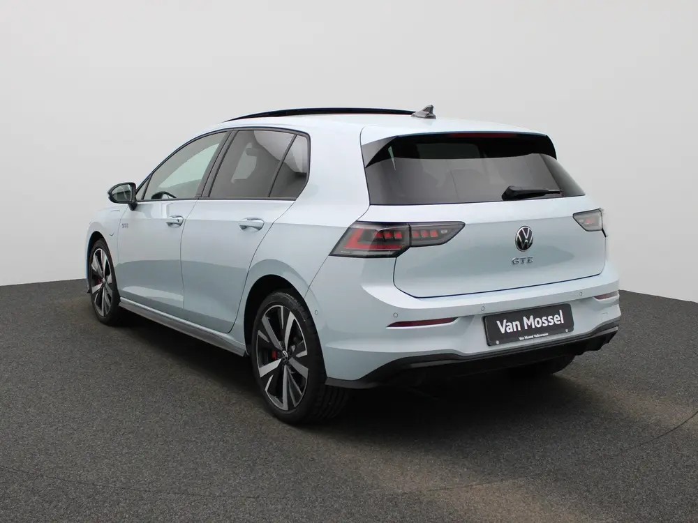 Volkswagen Golf 1.5 eHybrid GTE 272 PK | Panoramadak | Trekh uit 2025, foto 2