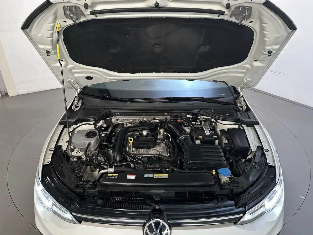 Volkswagen Golf 1.0 eTSI DSG Life Virtual Cockpit Sfeerverli uit 2021, foto 18