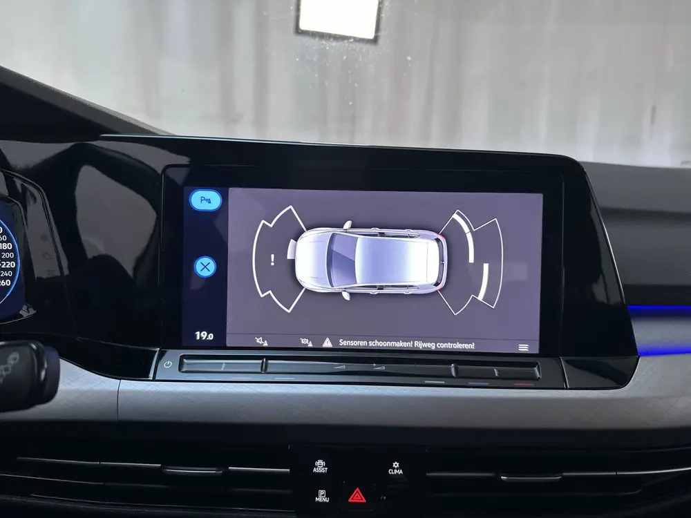 Volkswagen Golf 1.0 eTSI DSG Life Virtual Cockpit Sfeerverli uit 2021, foto 20