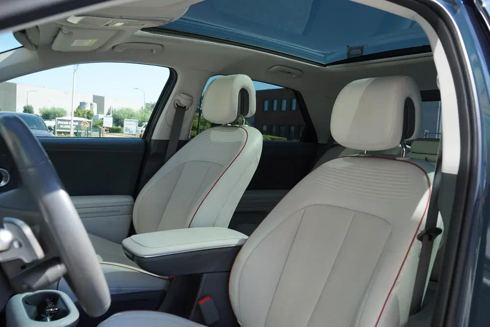 Hyundai IONIQ 5 Lounge 73kWh Full Option uit 2021, foto 2