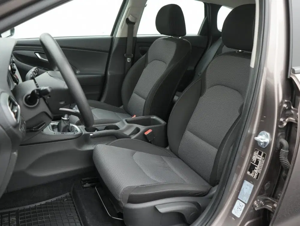 Hyundai i30 1.0 T-GDi MHEV Comfort uit 2023, foto 15
