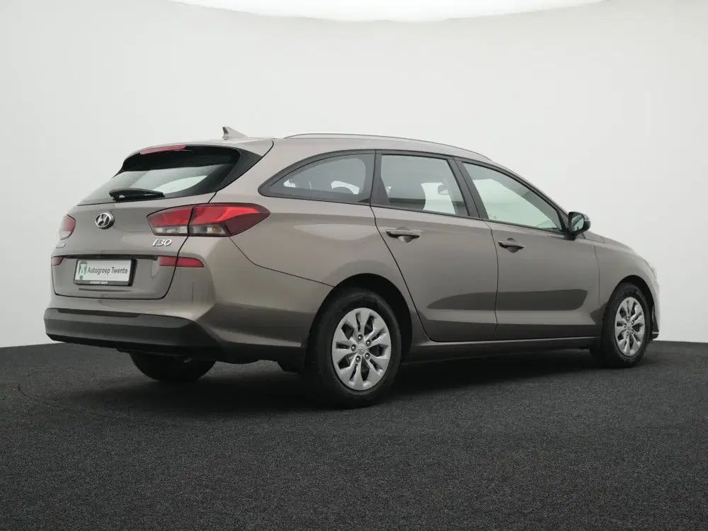 Hyundai i30 1.0 T-GDi MHEV Comfort uit 2023, foto 2
