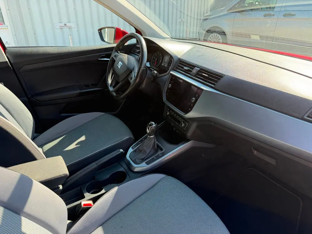 SEAT Arona 1.0 TSI Style Business Intense uit 2019, foto 7