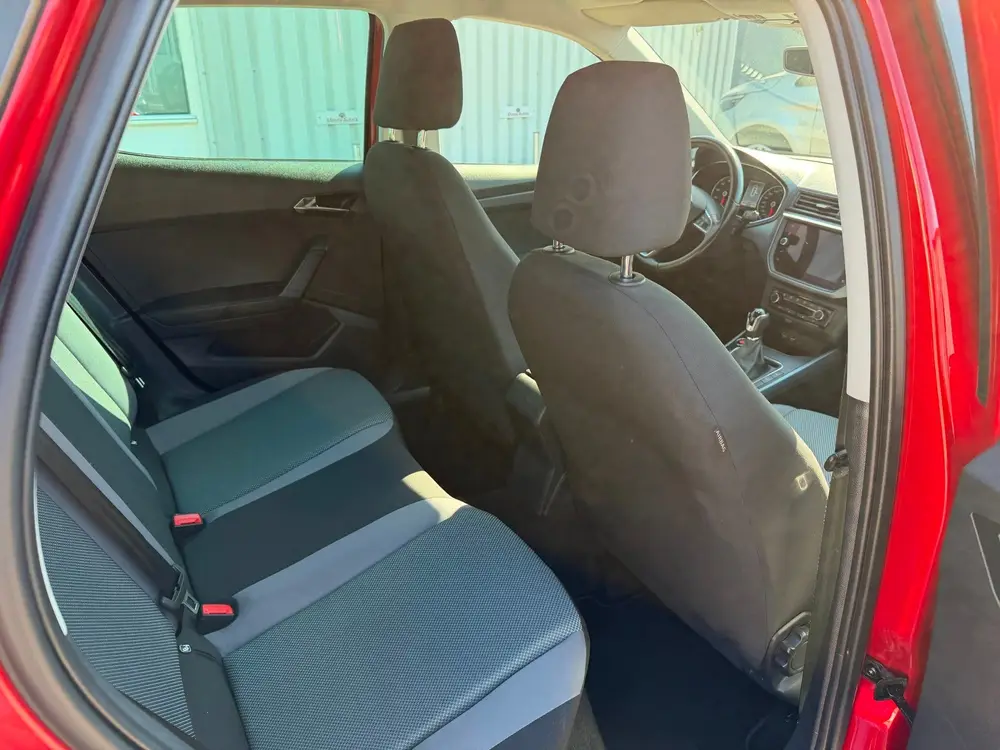 SEAT Arona 1.0 TSI Style Business Intense uit 2019, foto 8