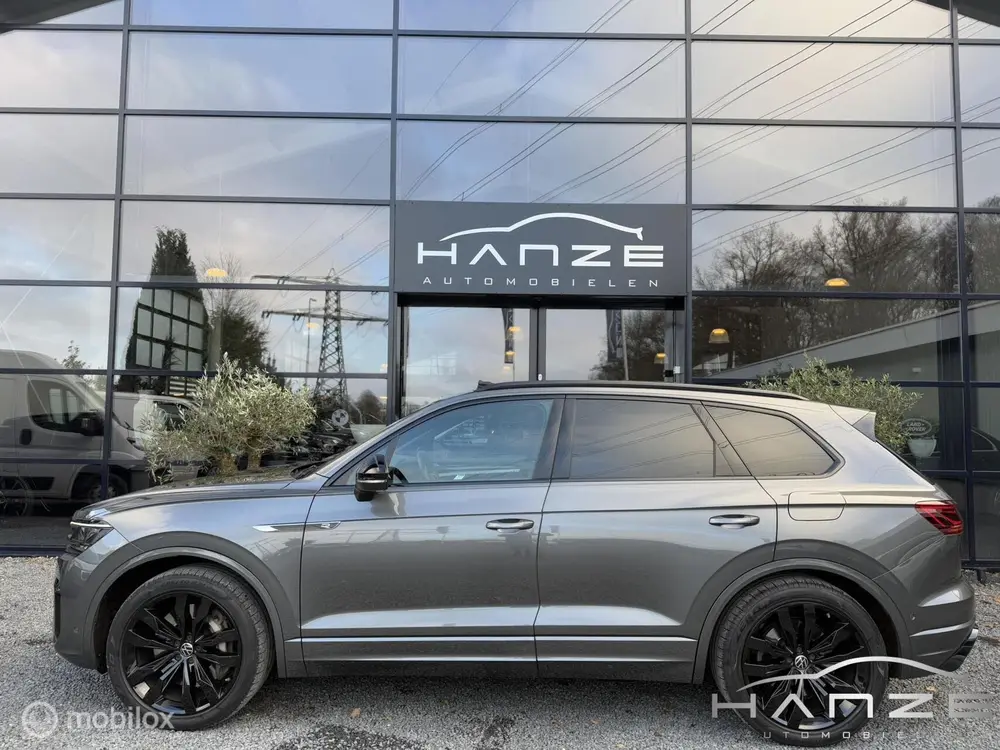 Volkswagen Touareg 3.0 R|Pano|Massage|Hybrid|21"|Pano|Vol uit 2022, foto 3