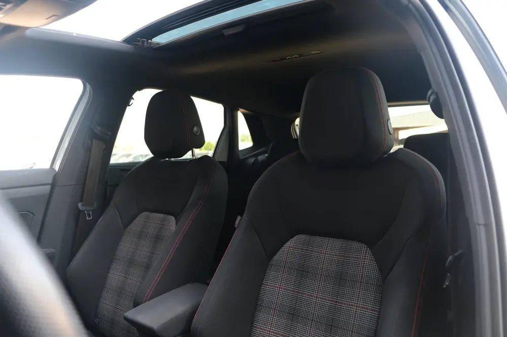 Volkswagen Polo 2.0 TSI GTI 207PK DSG Facelift IQ Led Pano C uit 2022, foto 4