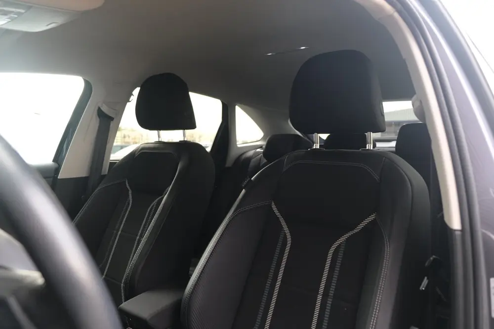 Volkswagen Taigo 1.0 TSI Style 110PK DSG IQ Led Camera Navi uit 2022, foto 4