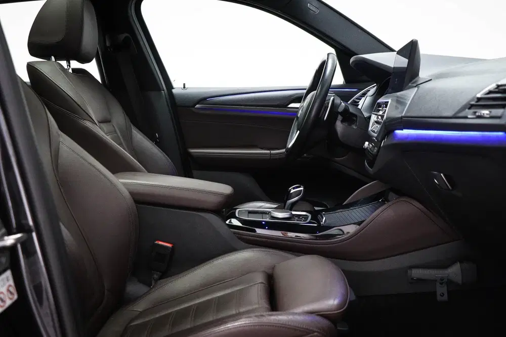 BMW X4 xDrive20i Business Edition Plus uit 2022, foto 11