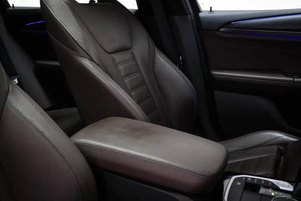 BMW X4 xDrive20i Business Edition Plus uit 2022, foto 12