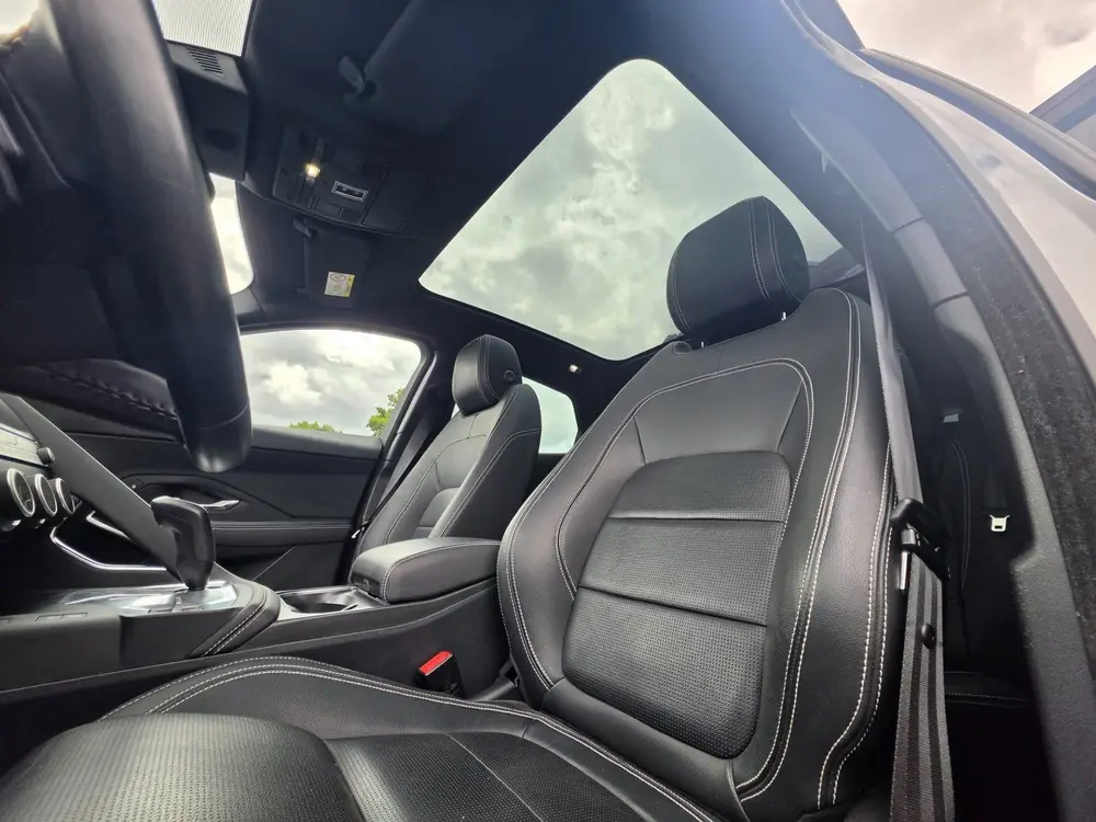 Jaguar E-Pace 2.0 P200 AWD R-Dynamic S uit 2020, foto 18