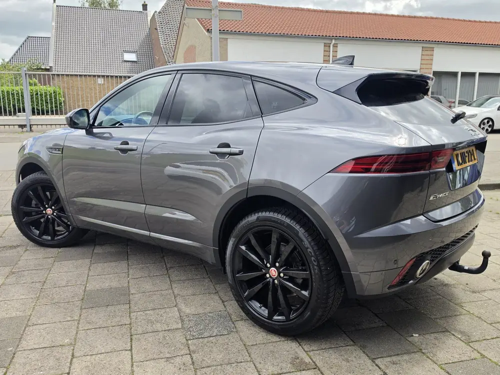 Jaguar E-Pace 2.0 P200 AWD R-Dynamic S uit 2020, foto 3