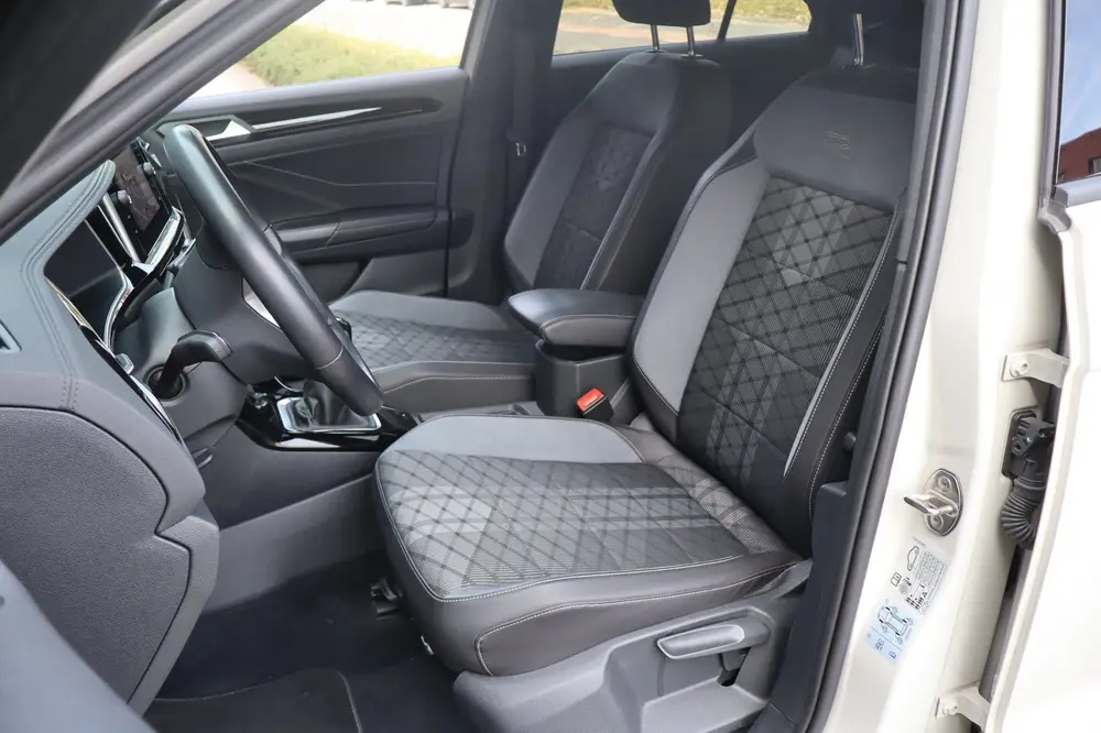 Volkswagen T-Roc 1.0 TSI R-Line|LED|Navi|Camera|Clima|DAB|St uit 2024, foto 18
