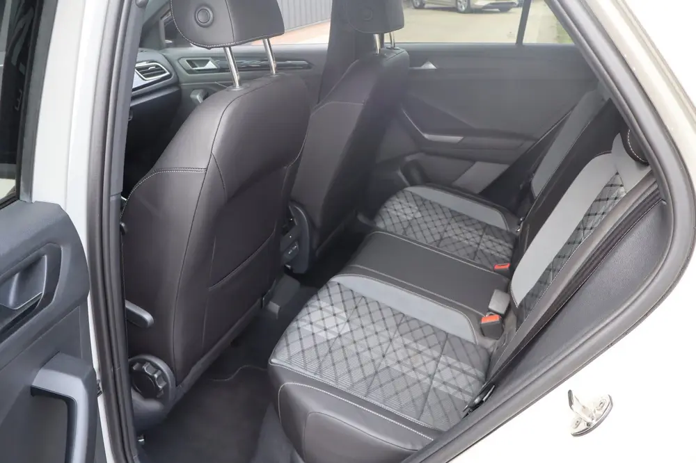 Volkswagen T-Roc 1.0 TSI R-Line|LED|Navi|Camera|Clima|DAB|St uit 2024, foto 19