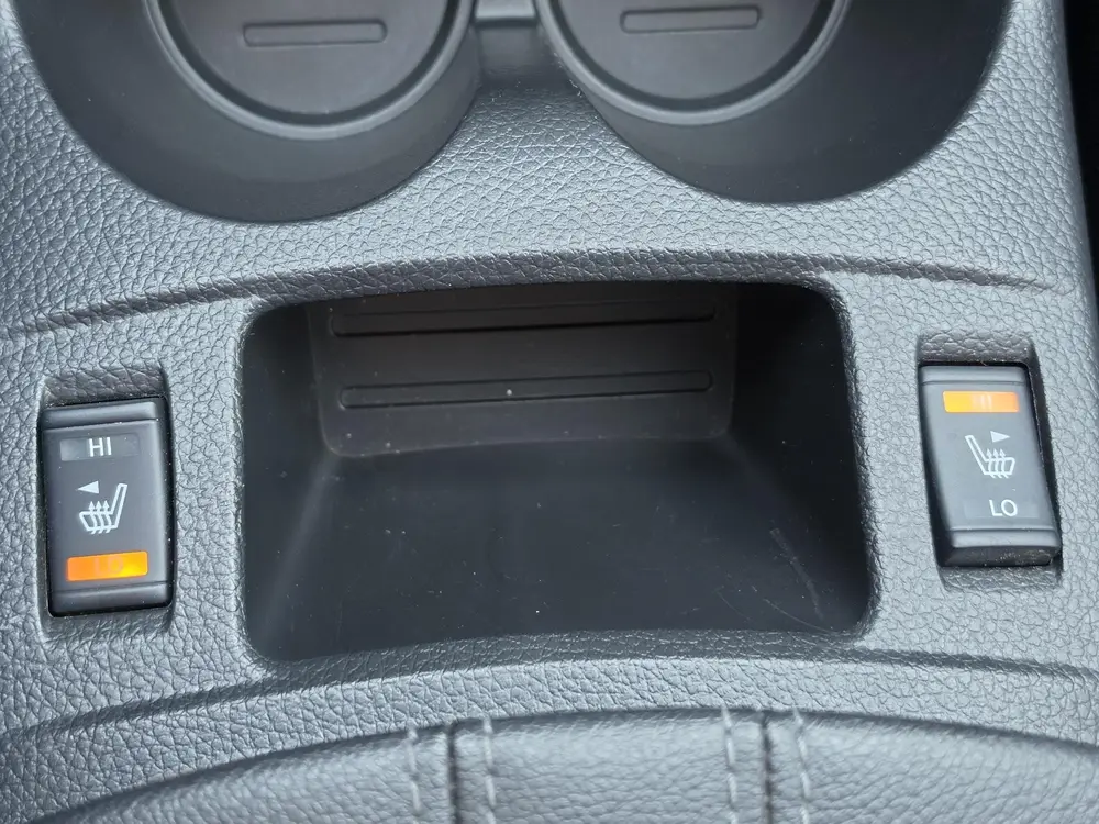 Nissan Qashqai 1.3 DIG-T N-Connecta / Trekhaak / Stoelverwar uit 2019, foto 17