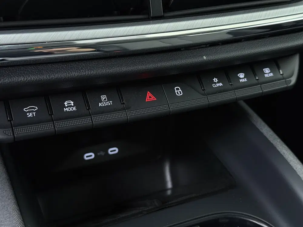 Skoda Enyaq 80 Business Edition uit 2022, foto 16