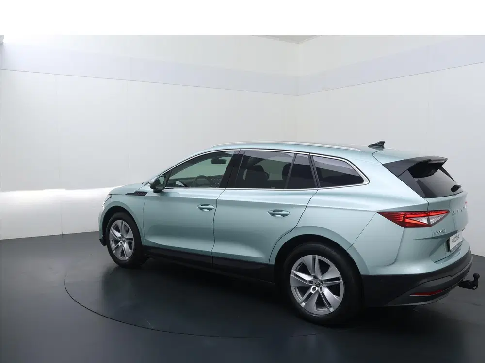 Skoda Enyaq 80 Business Edition uit 2022, foto 4