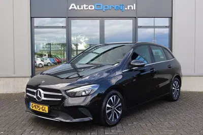 Mercedes-Benz B-Klasse 180 Business Solution Plus AUTOMAAT N uit 2019
