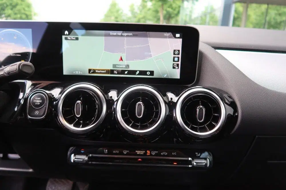Mercedes-Benz B-Klasse 180 Business Solution Plus AUTOMAAT N uit 2019, foto 9