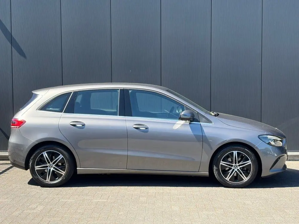 Mercedes-Benz B-Klasse B 180 Aut. Leder LED Camera MBUX Wide uit 2021, foto 2