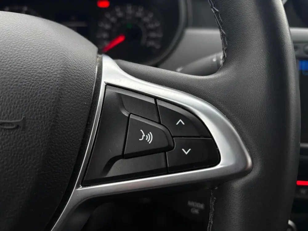 Dacia Duster 1.0 TCe Bi-Fuel Comfort | Trekhaak | Camera | P uit 2021, foto 16