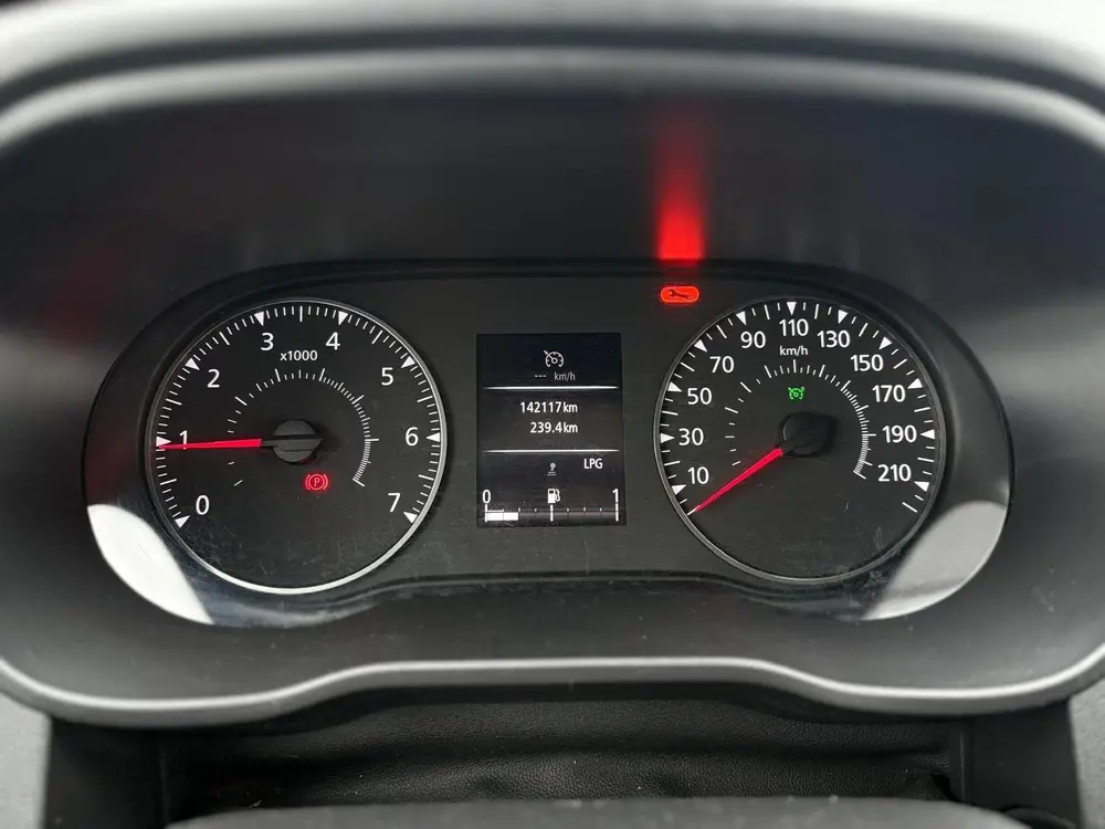 Dacia Duster 1.0 TCe Bi-Fuel Comfort | Trekhaak | Camera | P uit 2021, foto 18