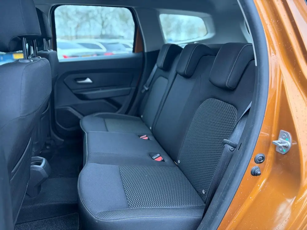 Dacia Duster 1.0 TCe Bi-Fuel Comfort | Trekhaak | Camera | P uit 2021, foto 9