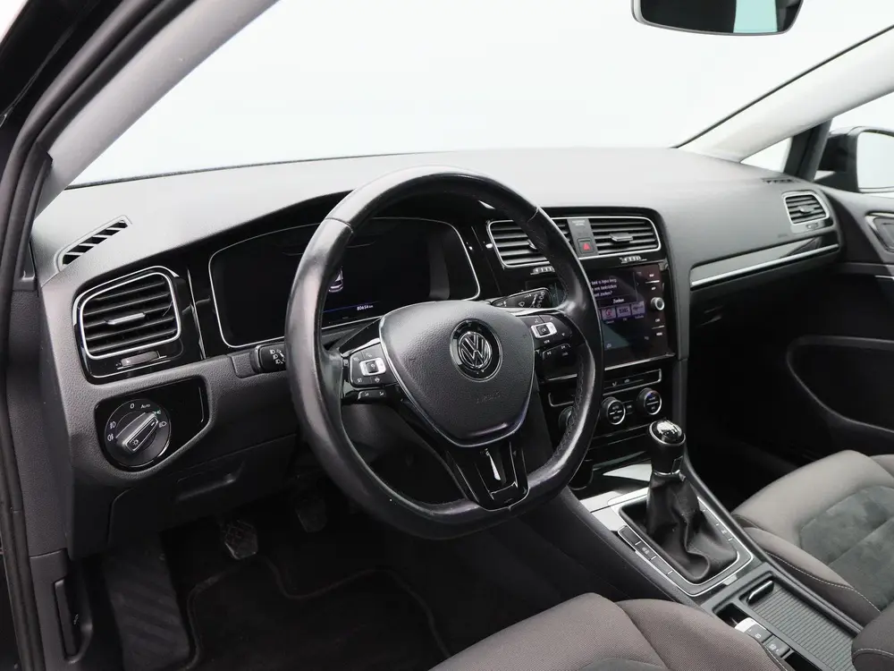 Volkswagen Golf 1.0 TSi Highline 115 Pk | Trekhaak | Adaptiv uit 2019, foto 3