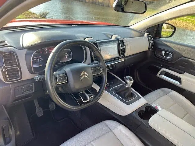 Citroën C5 Aircross Citroen C5 Aircross 1.2 PureTech Business uit 2020, foto 16