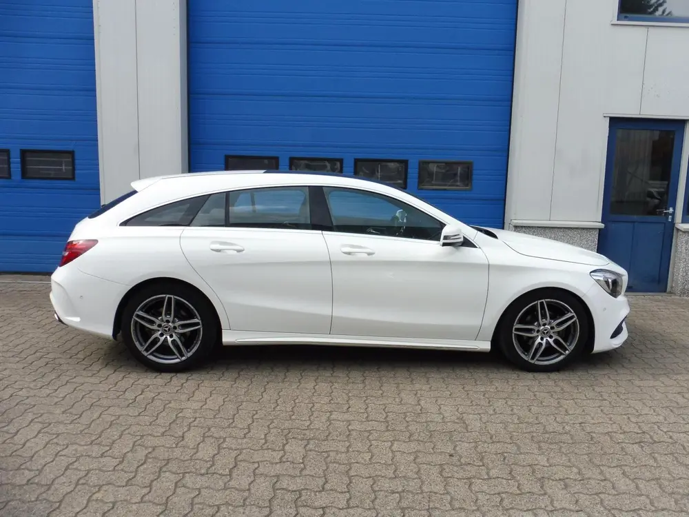 Mercedes-Benz CLA 180 uit 2019, foto 4