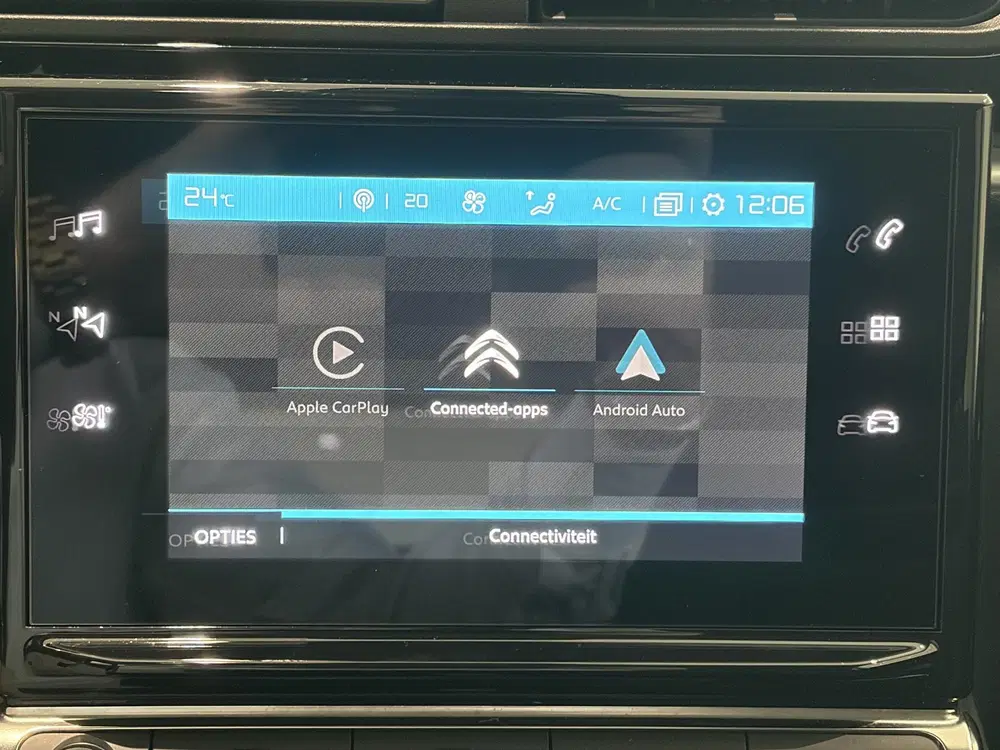 Citroën C3 Citroen C3 1.2 Feel Special ZUINIG RIJDEN uit 2022, foto 19