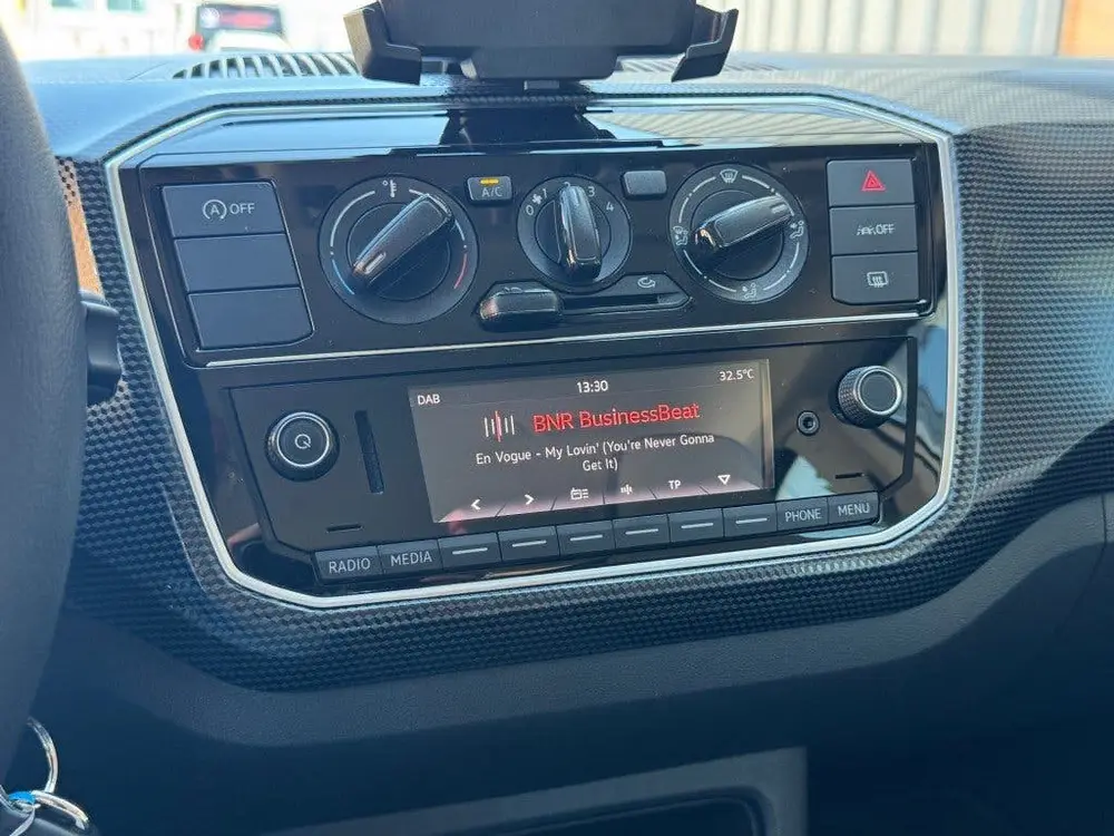 Volkswagen Up! 1.0 Move Up 5-drs Cruise Control DAB radio uit 2023, foto 15
