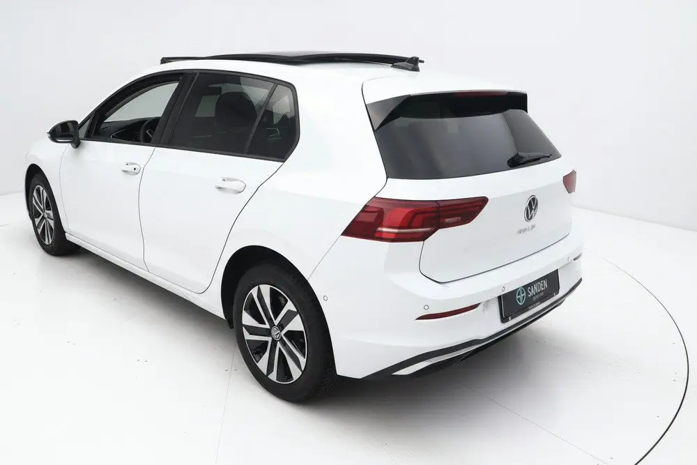 Volkswagen Golf 1.5 TSI Life Energy|Led|Navi|Panodak|Camera| uit 2026, foto 3