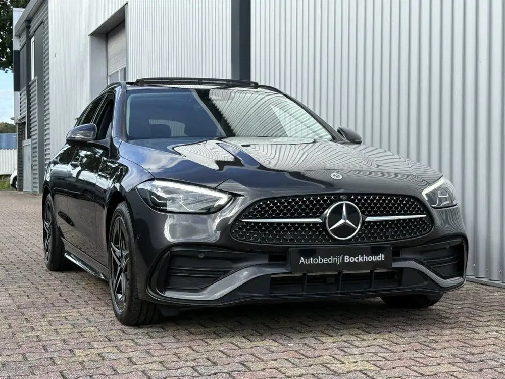 Mercedes-Benz C-Klasse 300 e AMG Line uit 2023, foto 12