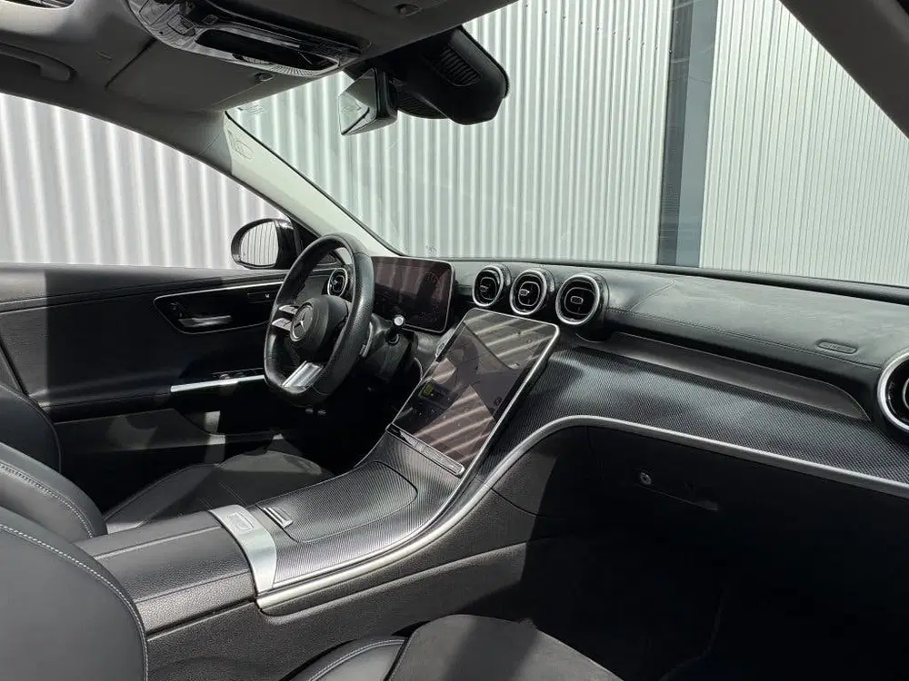 Mercedes-Benz C-Klasse 300 e AMG Line uit 2023, foto 15
