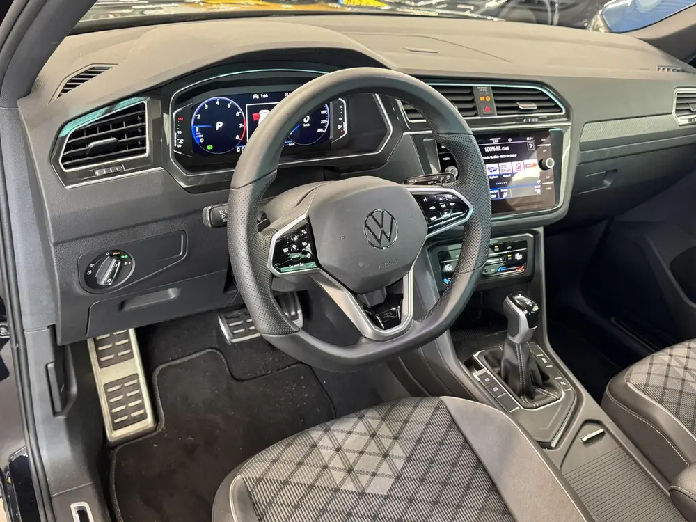 Volkswagen Tiguan 1.5 TSI R-Line Business Automaat | Matrix uit 2024, foto 9