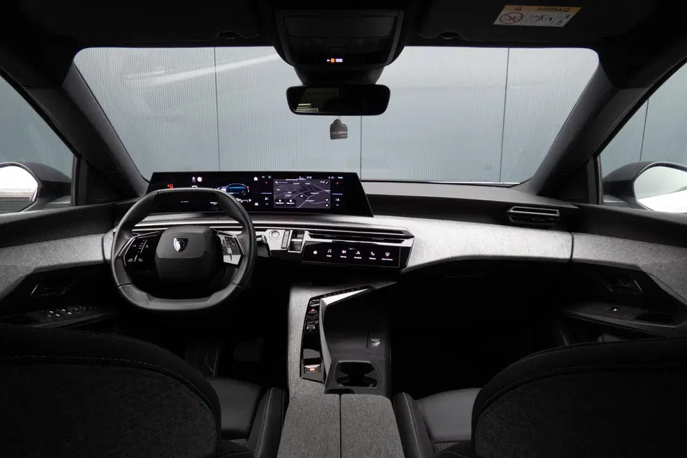 Peugeot 3008 1.2 Hybrid 136 GT uit 2024, foto 7
