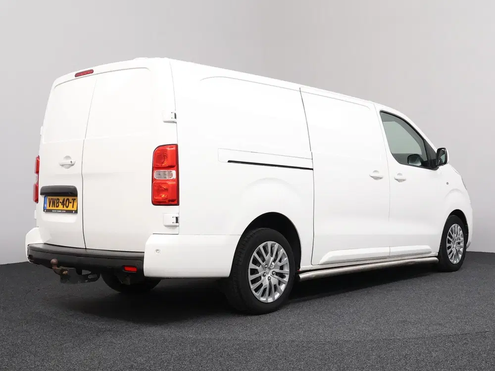 Opel Vivaro 2.0 CDTI L3H1 Innovation uit 2021, foto 2