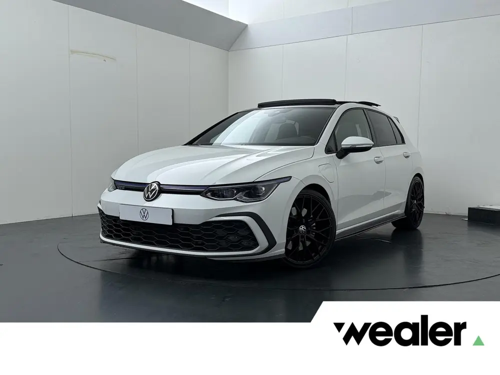 Volkswagen Golf 1.4 eHybrid GTE | 245 PK | SoH 90% | Adaptiv uit 2021